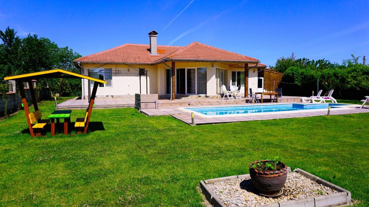 Вила Релакс - Villa Relax Sokolovo Esterno foto