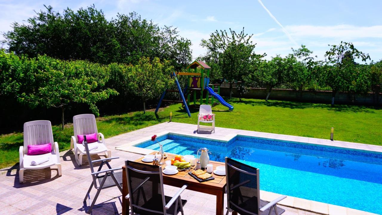 Вила Релакс - Villa Relax Sokolovo Esterno foto