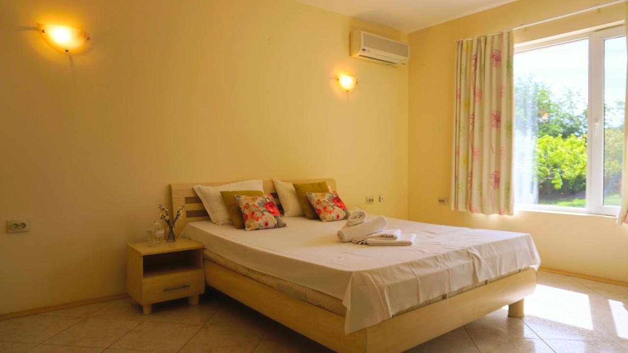 Вила Релакс - Villa Relax Sokolovo Esterno foto