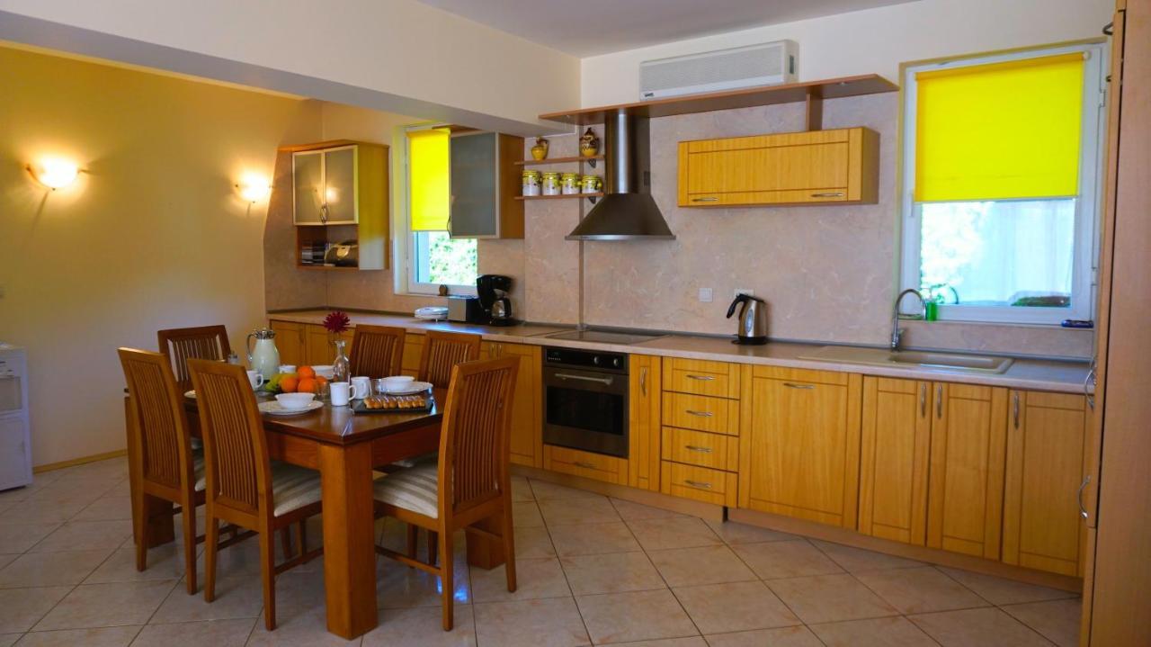 Вила Релакс - Villa Relax Sokolovo Esterno foto
