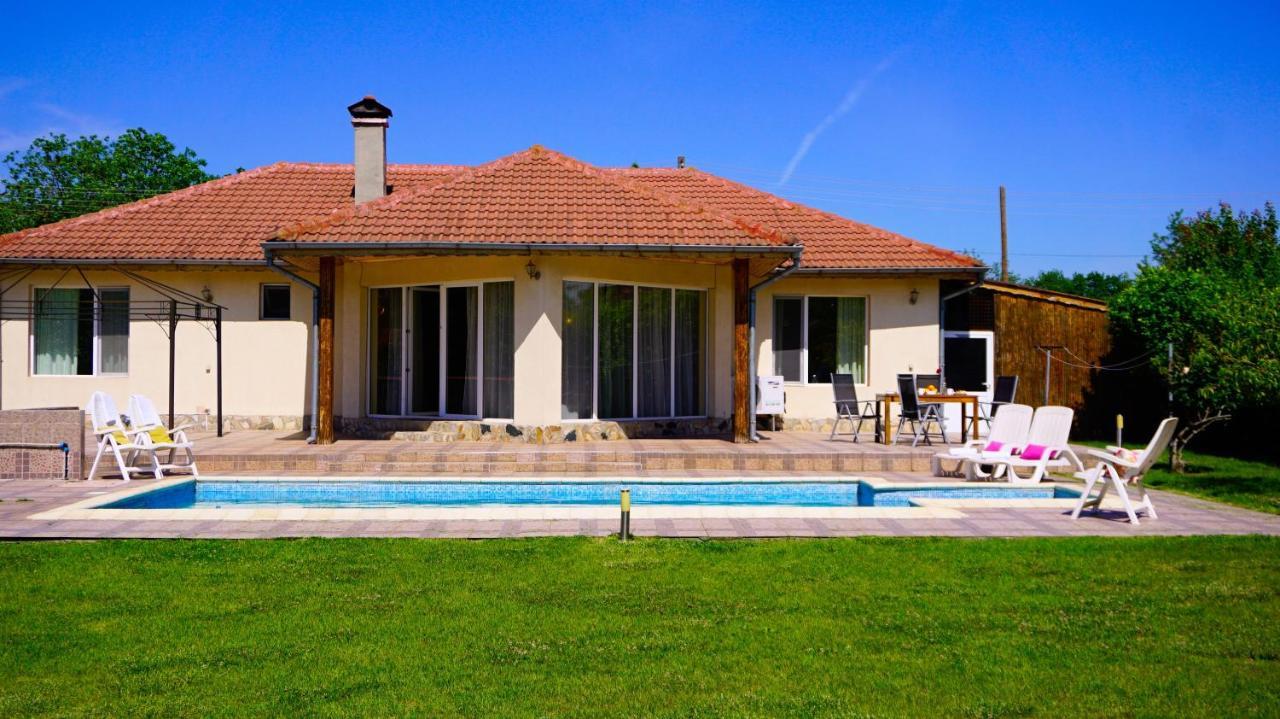 Вила Релакс - Villa Relax Sokolovo Esterno foto