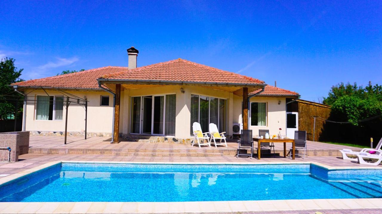 Вила Релакс - Villa Relax Sokolovo Esterno foto