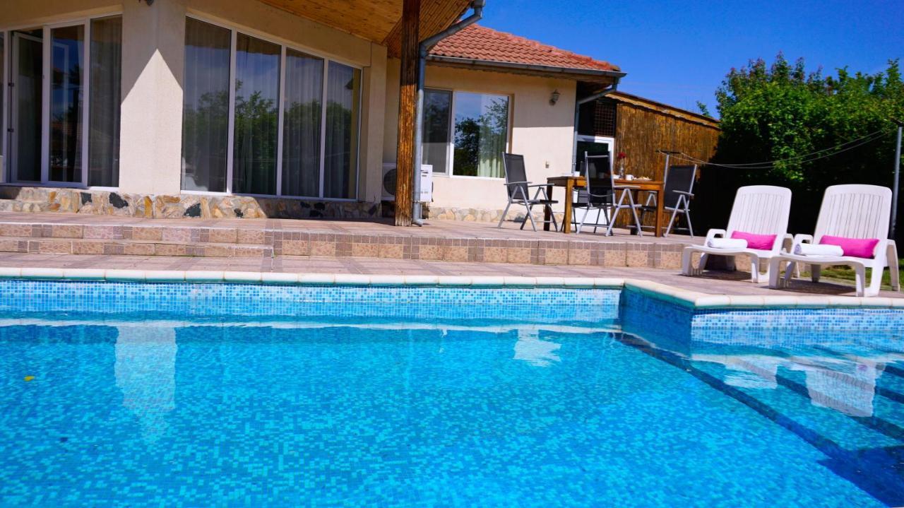 Вила Релакс - Villa Relax Sokolovo Esterno foto