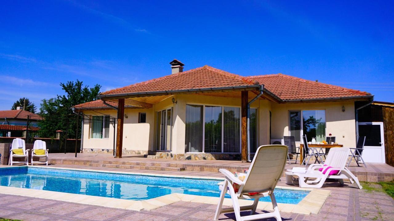 Вила Релакс - Villa Relax Sokolovo Esterno foto
