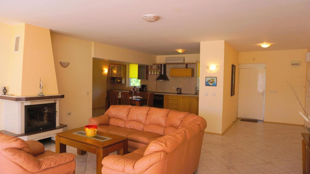 Вила Релакс - Villa Relax Sokolovo Esterno foto